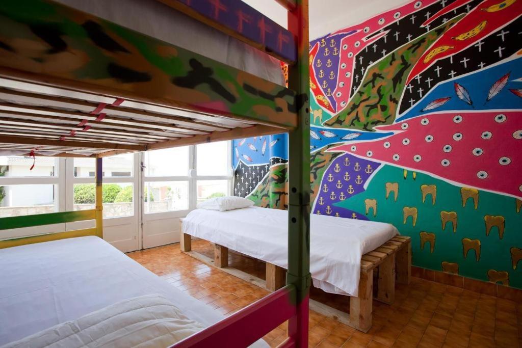 Hostel & Surfcamp 55 Ericeira Bagian luar foto