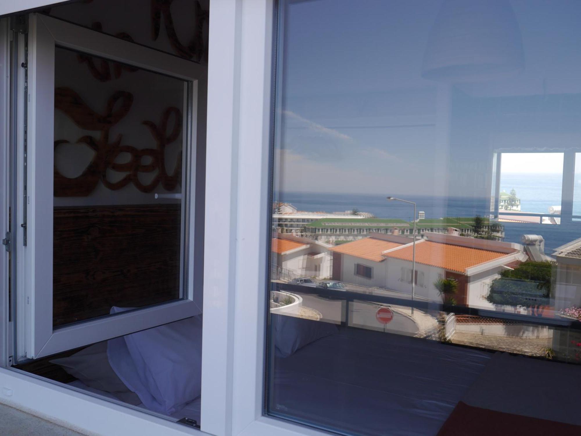 Hostel & Surfcamp 55 Ericeira Bagian luar foto